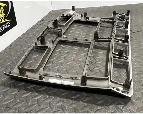 KENWORTH T680 Dash Panel