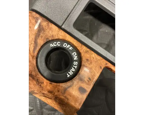 KENWORTH T680 Dash Panel