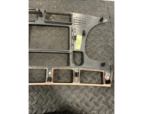 KENWORTH T680 Dash Panel