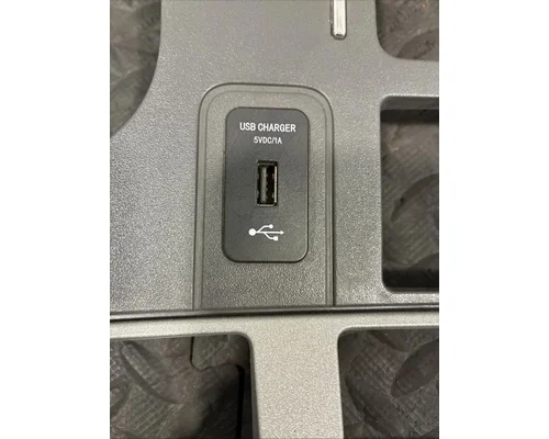 KENWORTH T680 Dash Panel
