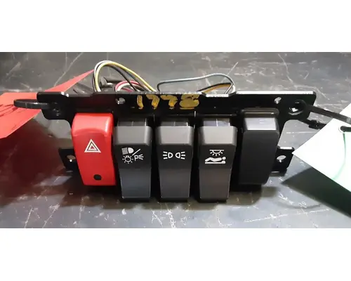 KENWORTH T680 DashConsole Switch