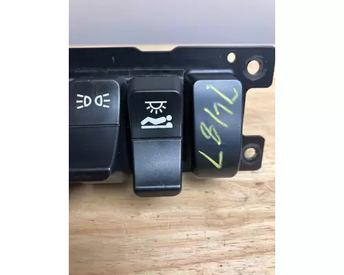 KENWORTH T680 DashConsole Switch