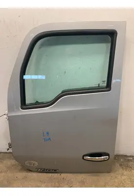 KENWORTH T680 Door Assembly, Front