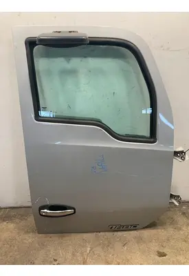 KENWORTH T680 Door Assembly, Front
