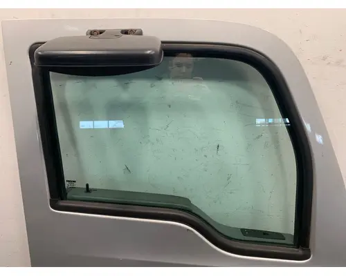 KENWORTH T680 Door Assembly, Front