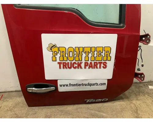 KENWORTH T680 Door Assembly, Front