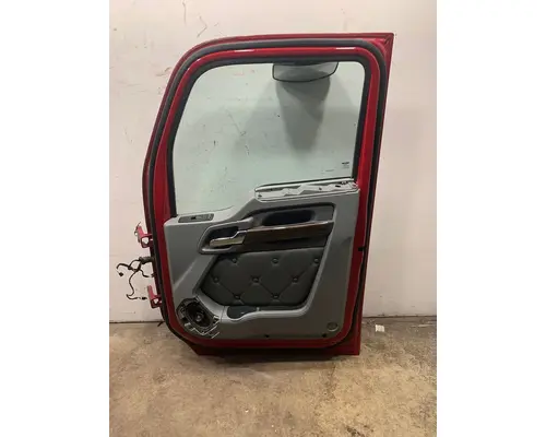 KENWORTH T680 Door Assembly, Front