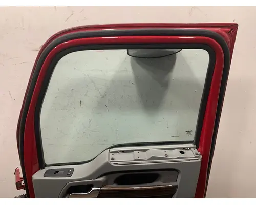 KENWORTH T680 Door Assembly, Front