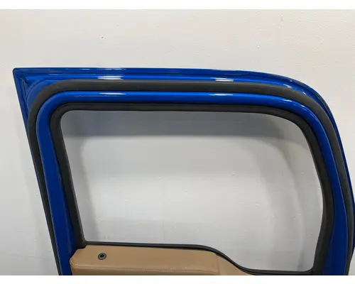 KENWORTH T680 Door Assembly, Front