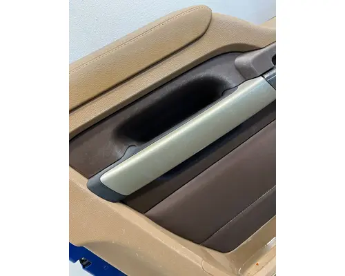 KENWORTH T680 Door Assembly, Front