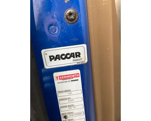 KENWORTH T680 Door Assembly, Front