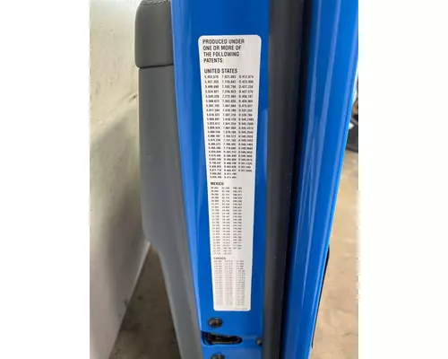 KENWORTH T680 Door Assembly, Front