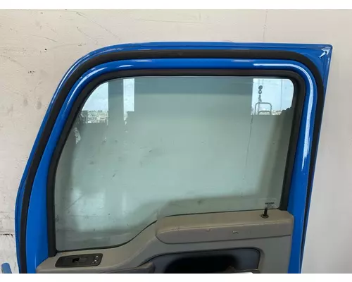 KENWORTH T680 Door Assembly, Front