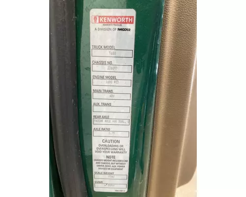 KENWORTH T680 Door Assembly, Front