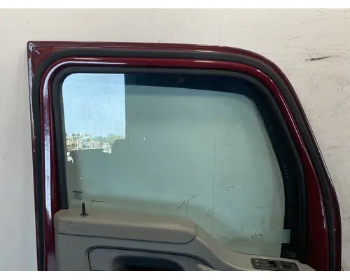 KENWORTH T680 Door Assembly, Front