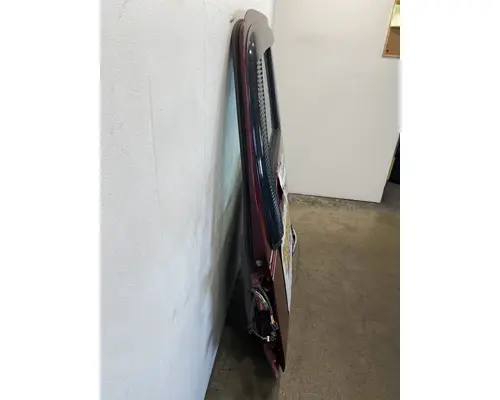 KENWORTH T680 Door Assembly, Front