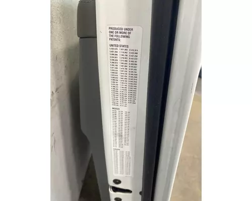 KENWORTH T680 Door Assembly, Front