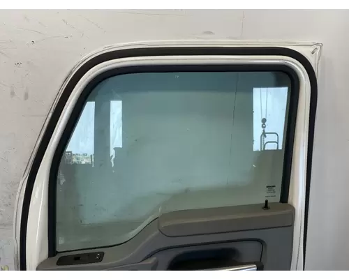 KENWORTH T680 Door Assembly, Front