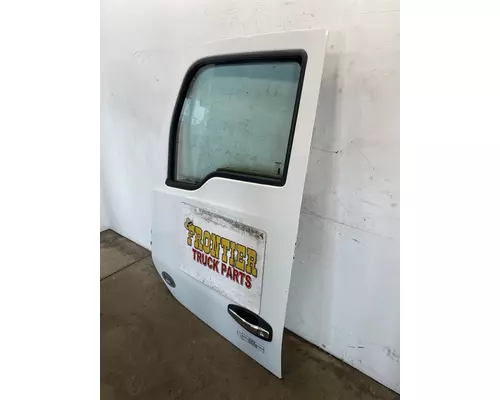 KENWORTH T680 Door Assembly, Front