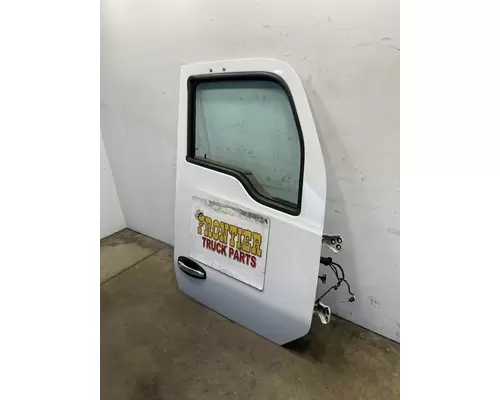 KENWORTH T680 Door Assembly, Front