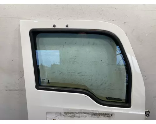 KENWORTH T680 Door Assembly, Front