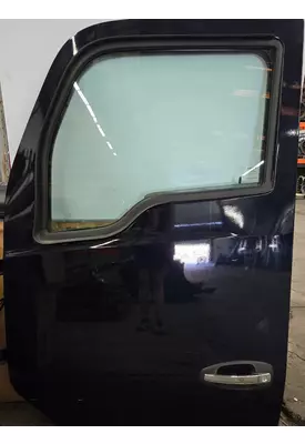 KENWORTH T680 Door Assembly, Front