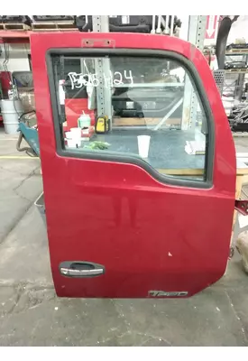 KENWORTH T680 Door Assembly, Front