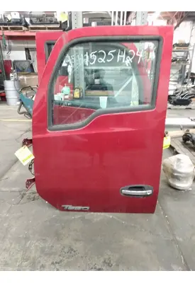 KENWORTH T680 Door Assembly, Front