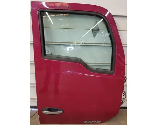 KENWORTH T680 Door Assembly, Front