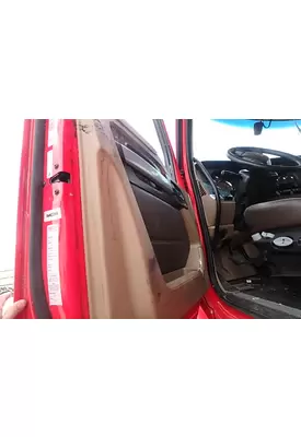 KENWORTH T680 Door Assembly, Front