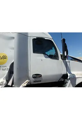 KENWORTH T680 Door Assembly, Front