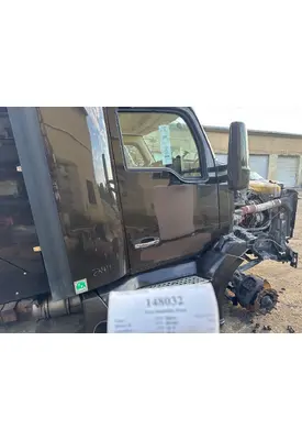 KENWORTH T680 Door Assembly, Front