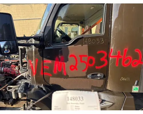 KENWORTH T680 Door Assembly, Front