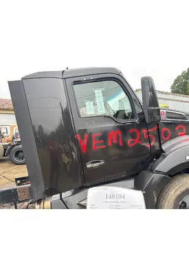 KENWORTH T680 Door Assembly, Front