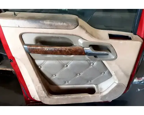 KENWORTH T680 Door Assembly, Front