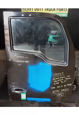 KENWORTH T680 Door Assembly, Front
