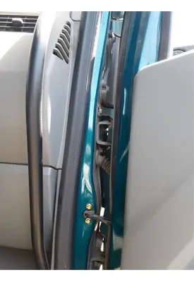 KENWORTH T680 Door Assembly, Front