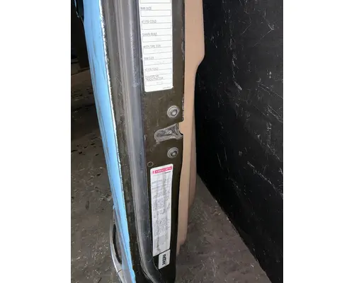 KENWORTH T680 Door Assembly, Front
