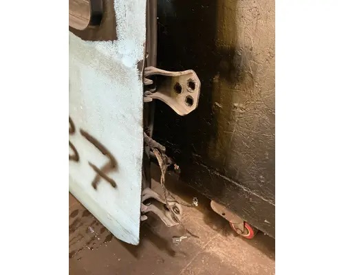 KENWORTH T680 Door Assembly, Front