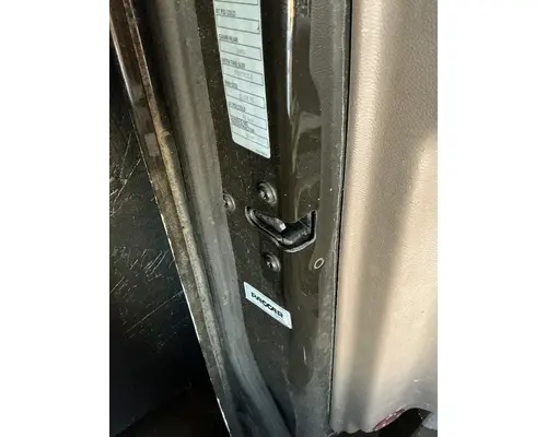 KENWORTH T680 Door Assembly, Front