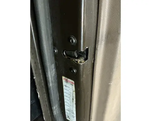 KENWORTH T680 Door Assembly, Front