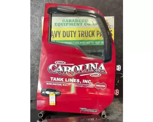 KENWORTH T680 Door Assembly, Front