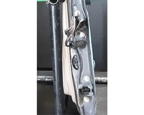 KENWORTH T680 Door Assembly, Front