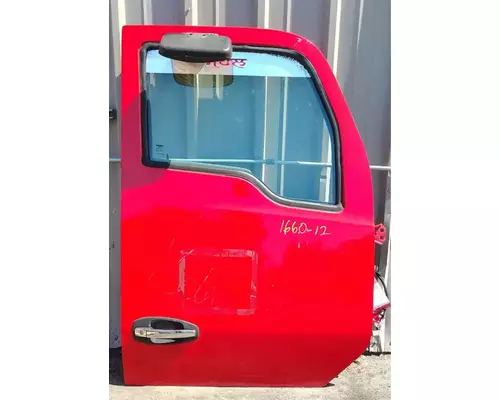 KENWORTH T680 Door Assembly, Front