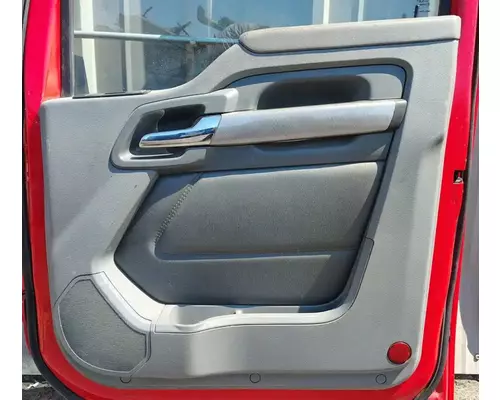 KENWORTH T680 Door Assembly, Front