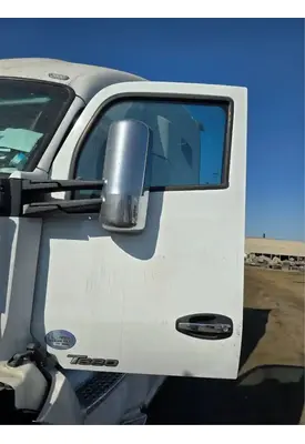 KENWORTH T680 Door Assembly, Front