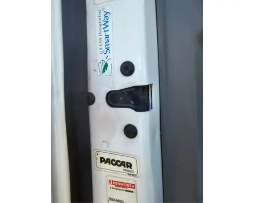 KENWORTH T680 Door Assembly, Front