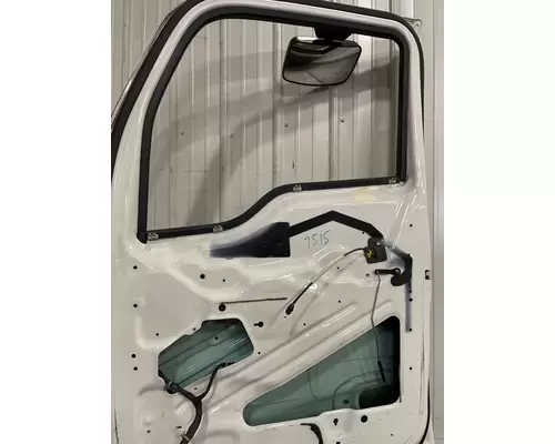 KENWORTH T680 Door Assembly, Front