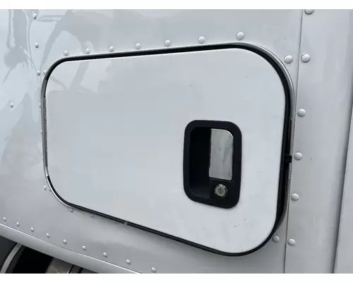 KENWORTH T680 Door Assembly, Rear or Back