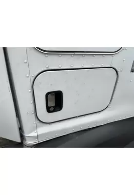 KENWORTH T680 Door Assembly, Rear or Back